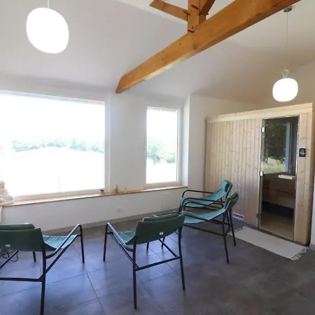 度假居 Maison De Charme Avec Terrasse Et Sauna, Au Coeur Du Parc Naturel Des Volcans D'auvergne - Fr-1-742-361 *