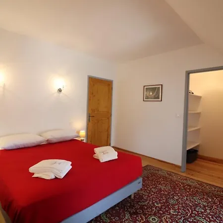Maison De Charme Avec Terrasse Et Sauna, Au Coeur Du Parc Naturel Des Volcans D'auvergne - Fr-1-742-361 度假居 Riom-ès-Montagne