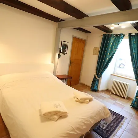 Maison De Charme Avec Terrasse Et Sauna, Au Coeur Du Parc Naturel Des Volcans D'auvergne - Fr-1-742-361 度假居 Riom-ès-Montagne