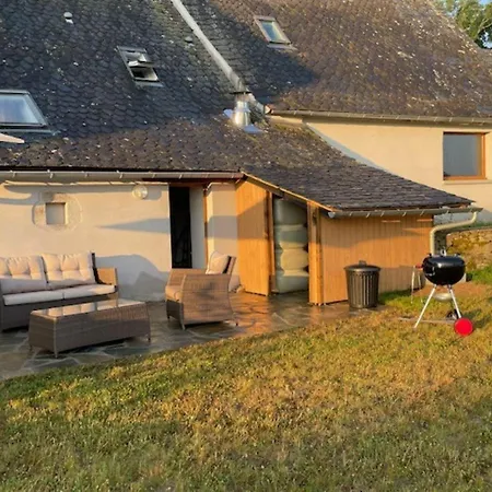 Maison De Charme Avec Terrasse Et Sauna, Au Coeur Du Parc Naturel Des Volcans D'auvergne - Fr-1-742-361 *